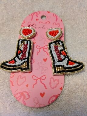 Beaded Cowboy Boot Earrings with Heart Studs - Red, White, Black, Gold  Adorabl